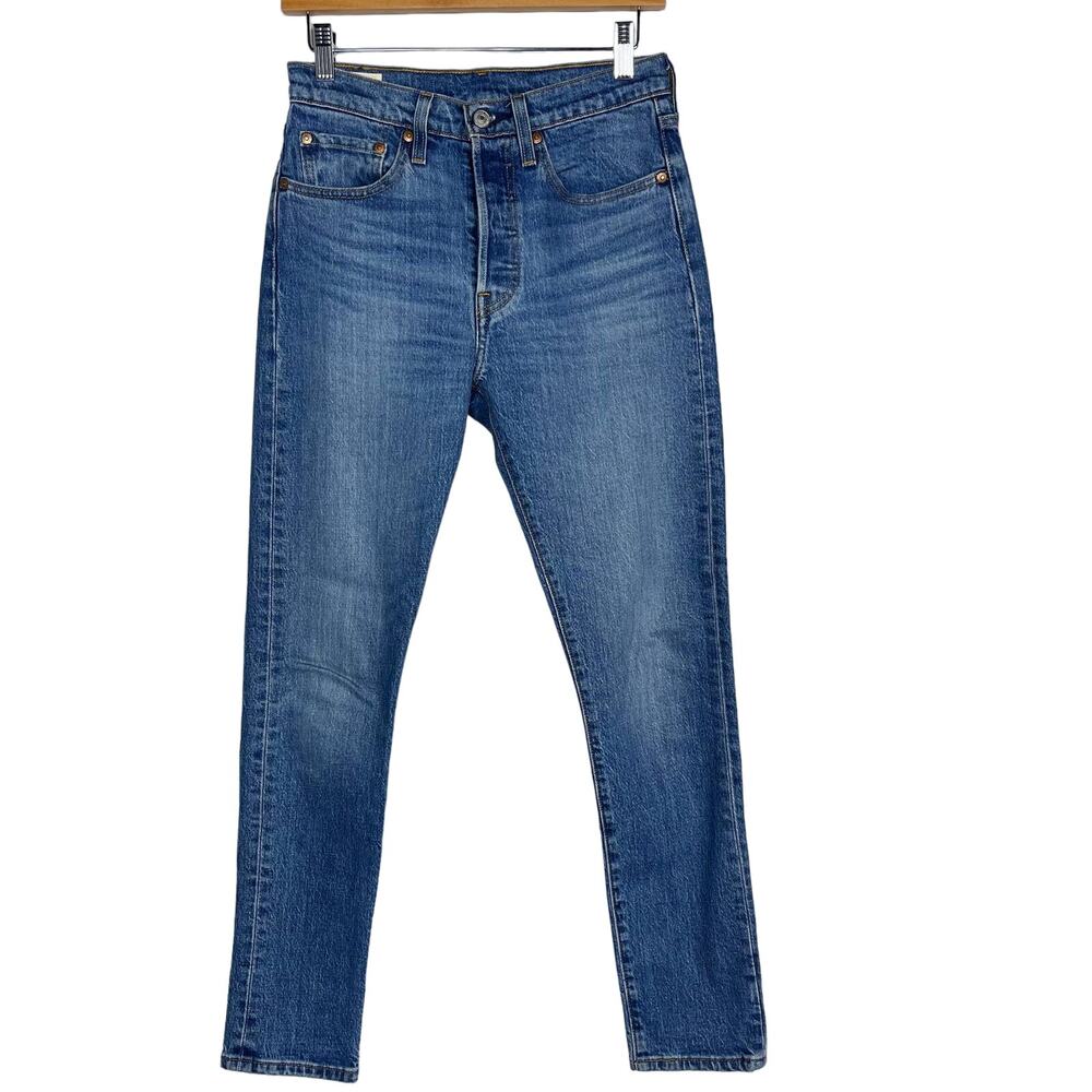 Levis Womens 26 x 30 501 Straight Leg Jeans Button Front Medium Wash Cotton